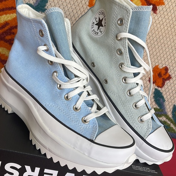 Converse 171894C
RUN STAR HIKE HI
BLUE/VINTAGE WHITE/BLACK
Women’s platforms - Picture 10 of 16